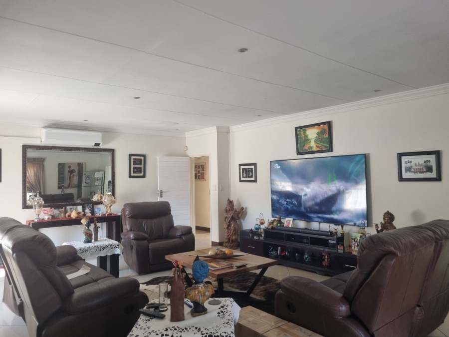 4 Bedroom Property for Sale in Vaalpark Free State